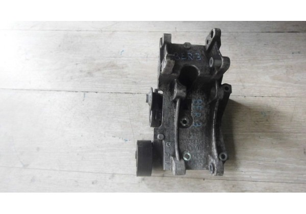 кронштейн генератора Peugeot, Citroen 2.0 hdi, 9643834880, 96348179 *